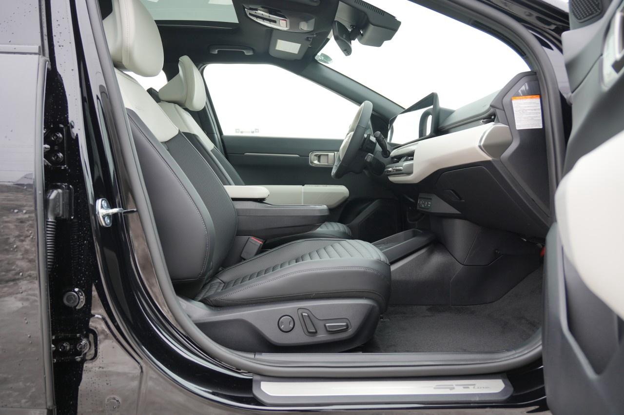 2026 Kia EV4 GT-Line FWD Photo