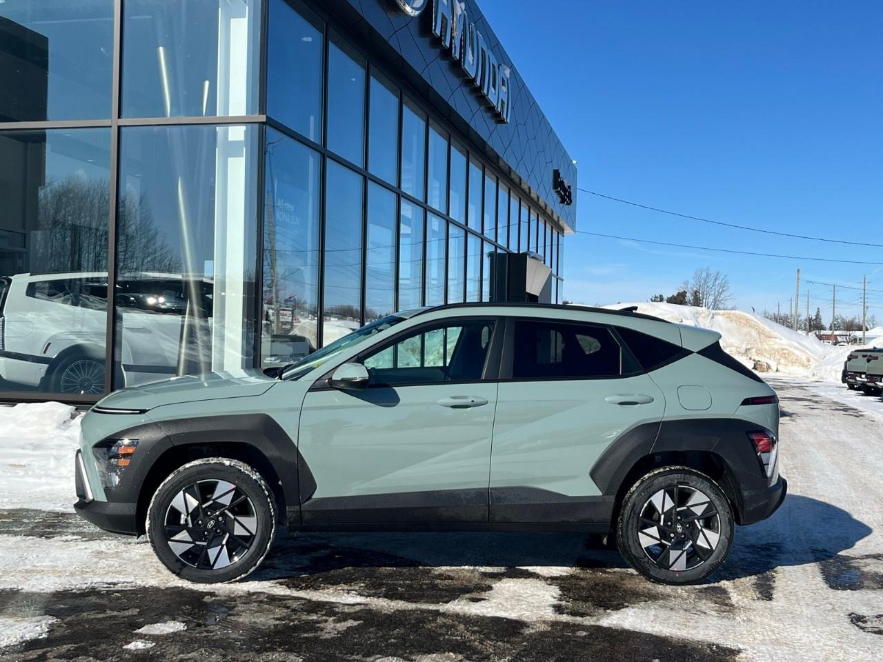 2026 Hyundai KONA 2.0L Preferred AWD Photo2