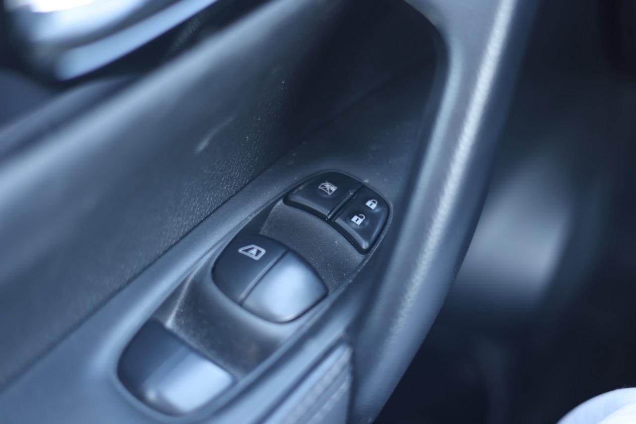 2023 Nissan Qashqai AWD SV CVT Photo