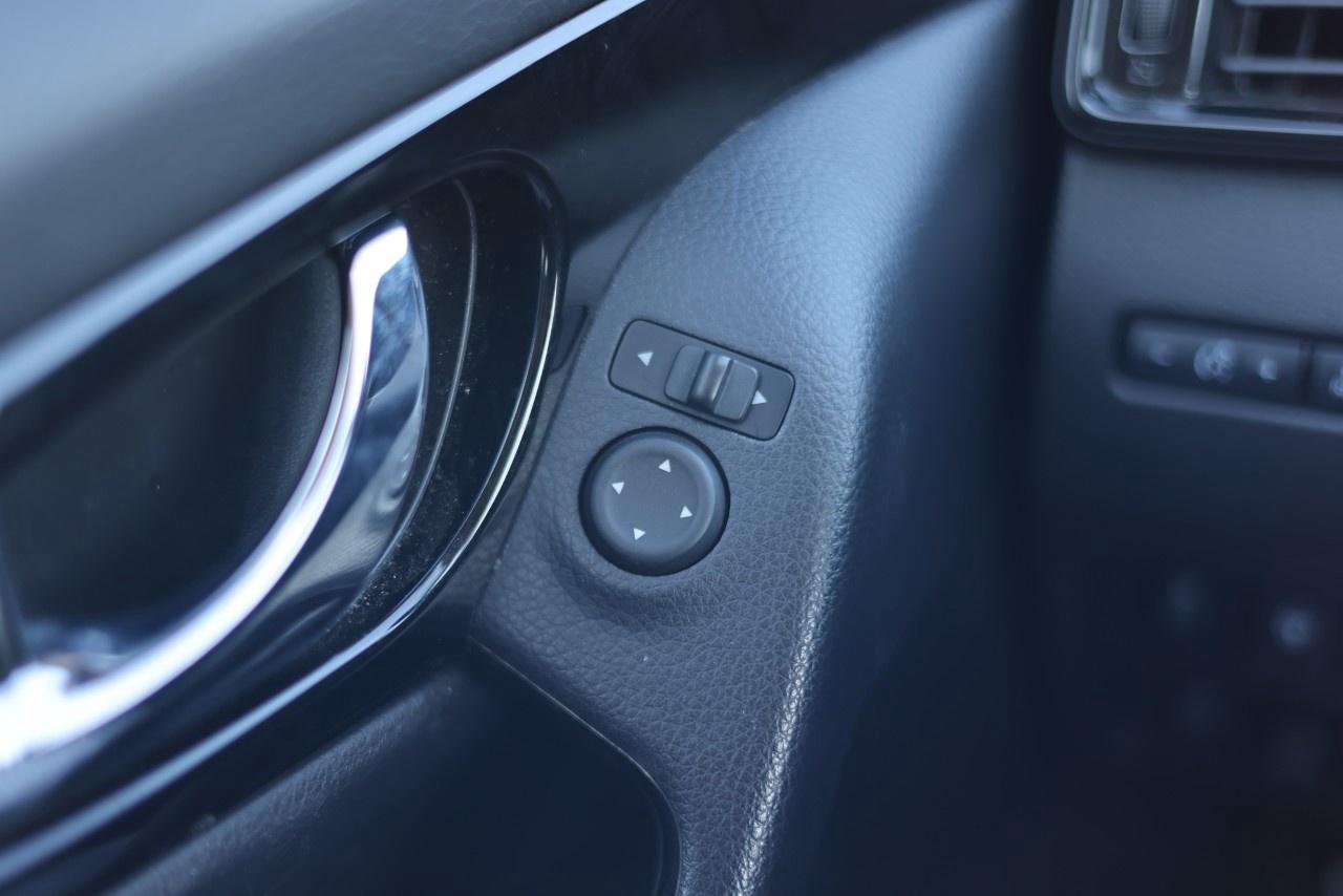 2023 Nissan Qashqai AWD SV CVT Photo