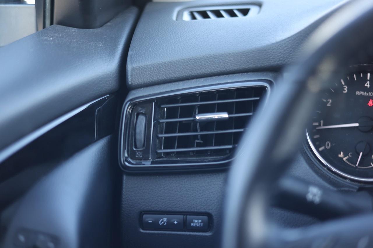 2023 Nissan Qashqai AWD SV CVT Photo