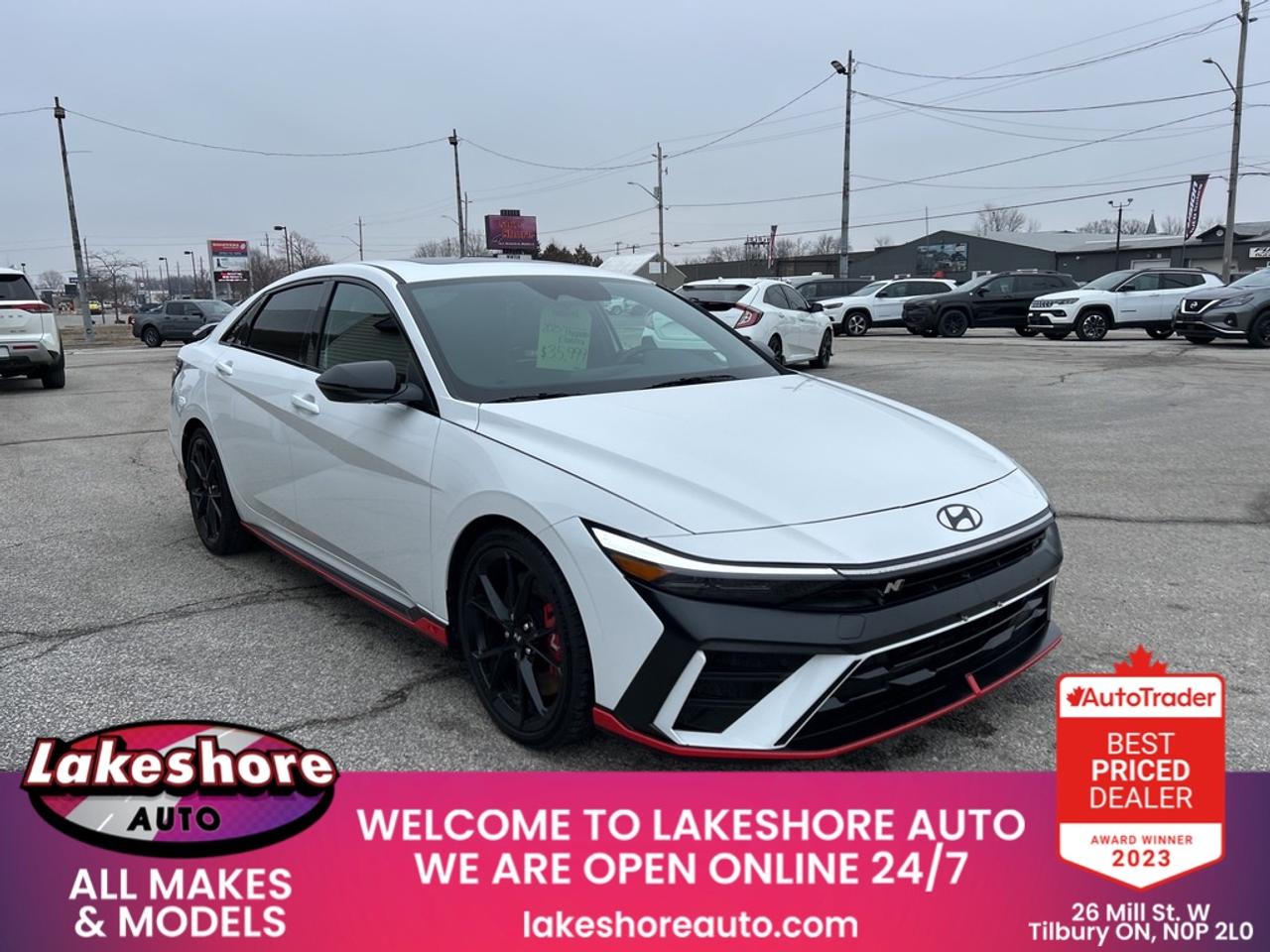 2025 Hyundai Elantra N  Photo4