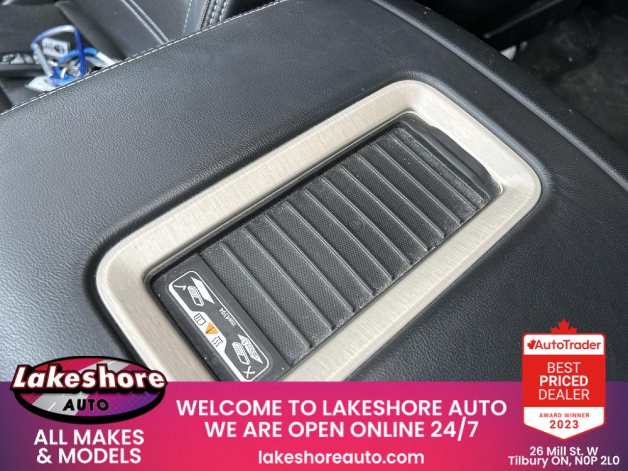 2020 GMC Yukon XL Denali Photo