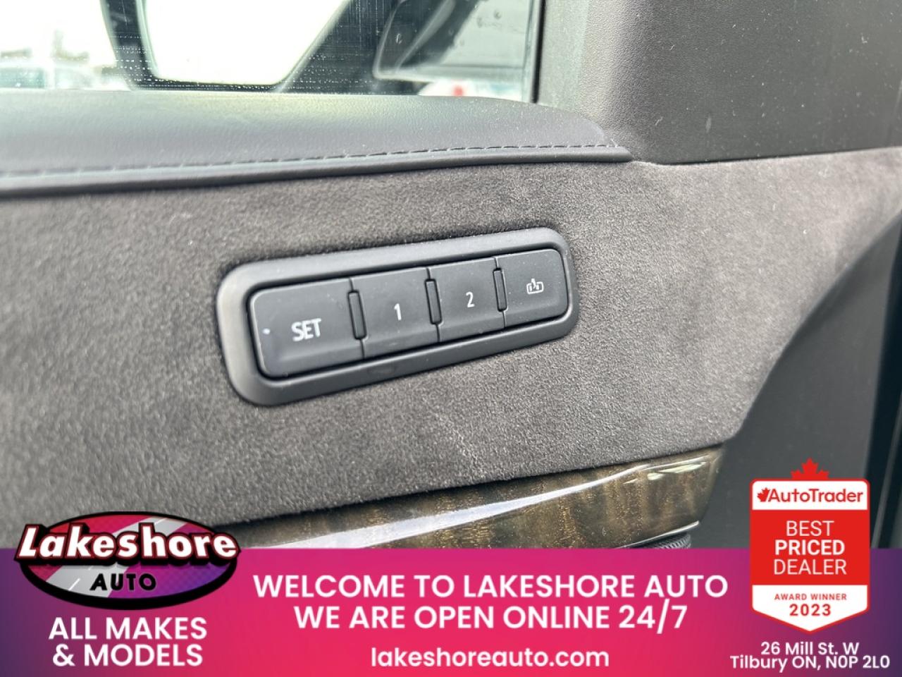 2019 Cadillac Escalade ESV PLATINUM Photo