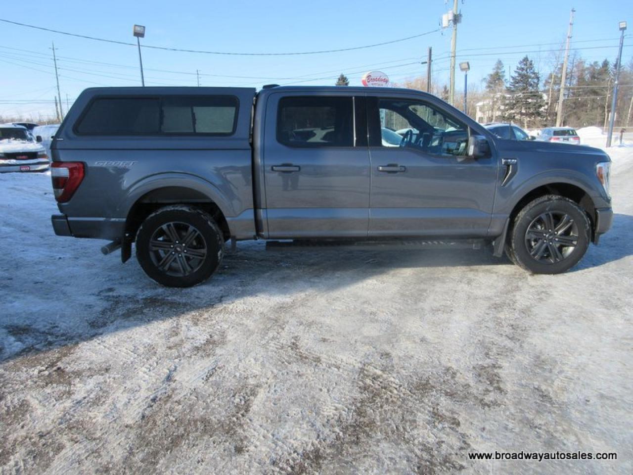 2022 Ford F-150 LOADED LARIAT-PACKAGE 5 PASSENGER 2.7L - V6.. 4X4.. CREW-CAB.. SHORTY.. NAVIGATION.. POWER PEDALS.. LEATHER.. HEATED SEATS & WHEEL.. BACK-UP CAMERA.. Photo