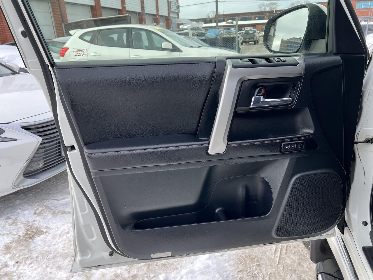 2015 Toyota 4Runner Limited Photo