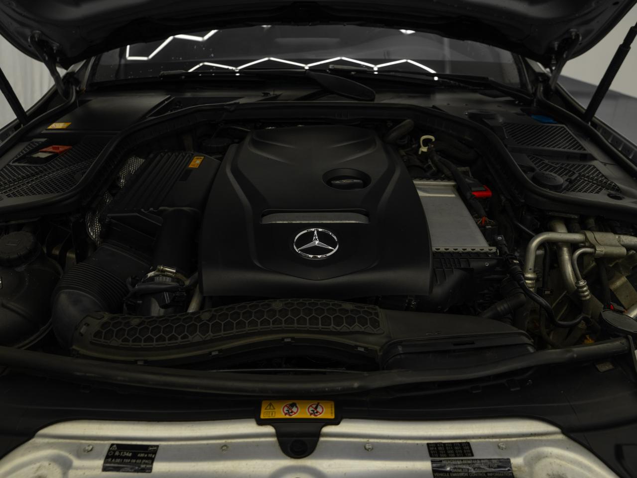 2015 Mercedes-Benz C-Class C300 | Sport Pkg | Certified Photo2