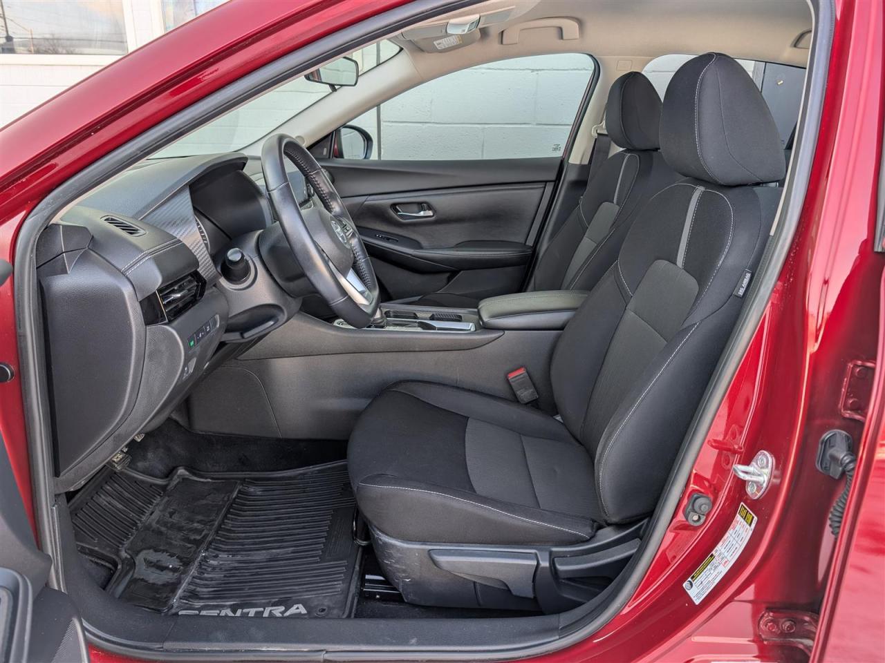 2020 Nissan Sentra SV - HTD SEATS - REV CAM - TECH FEATS Photo