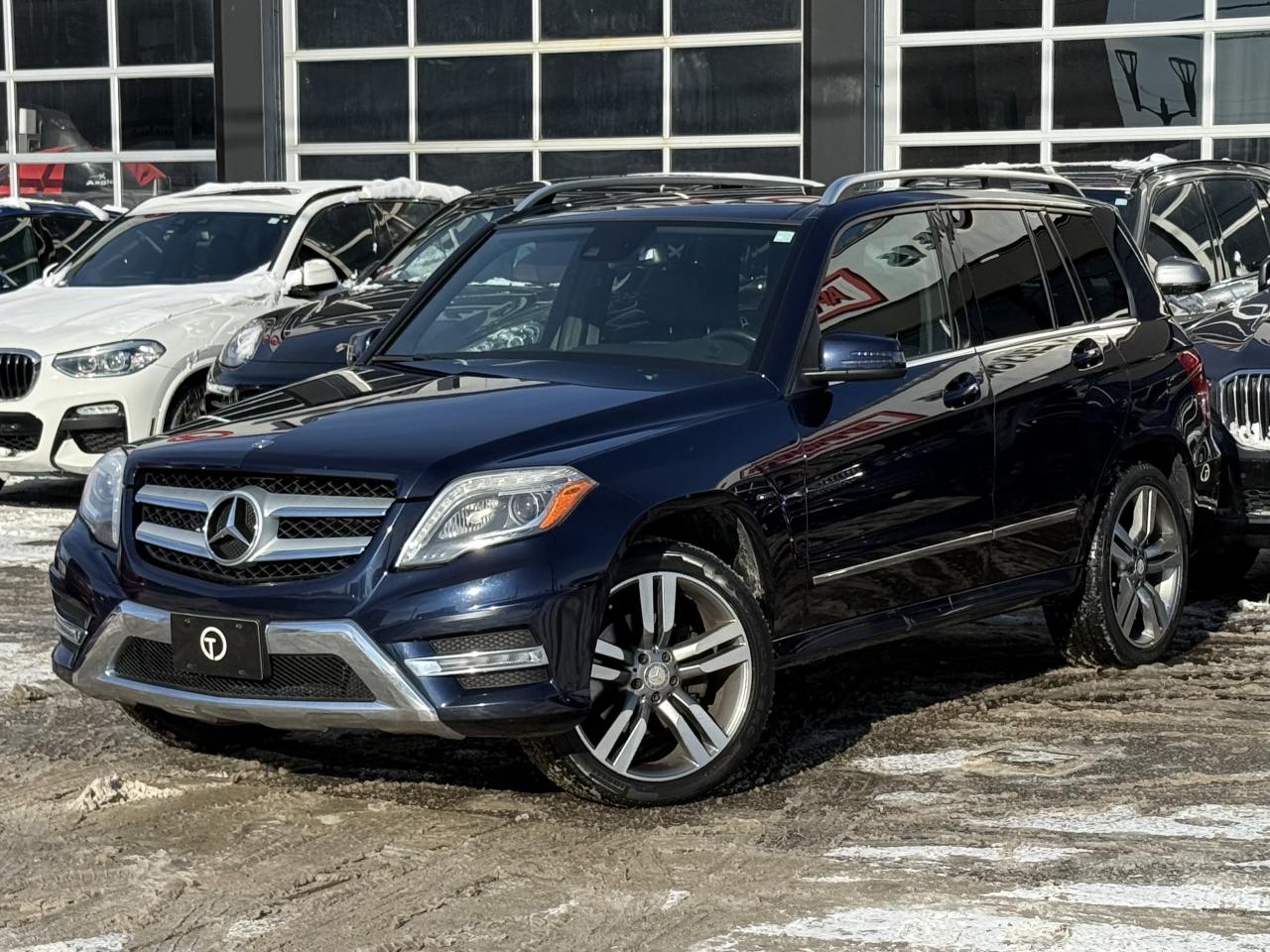 2015 Mercedes-Benz GLK-Class 350 //AMG PKG | LOW KM | PANO | BACK UP CAMERA Photo