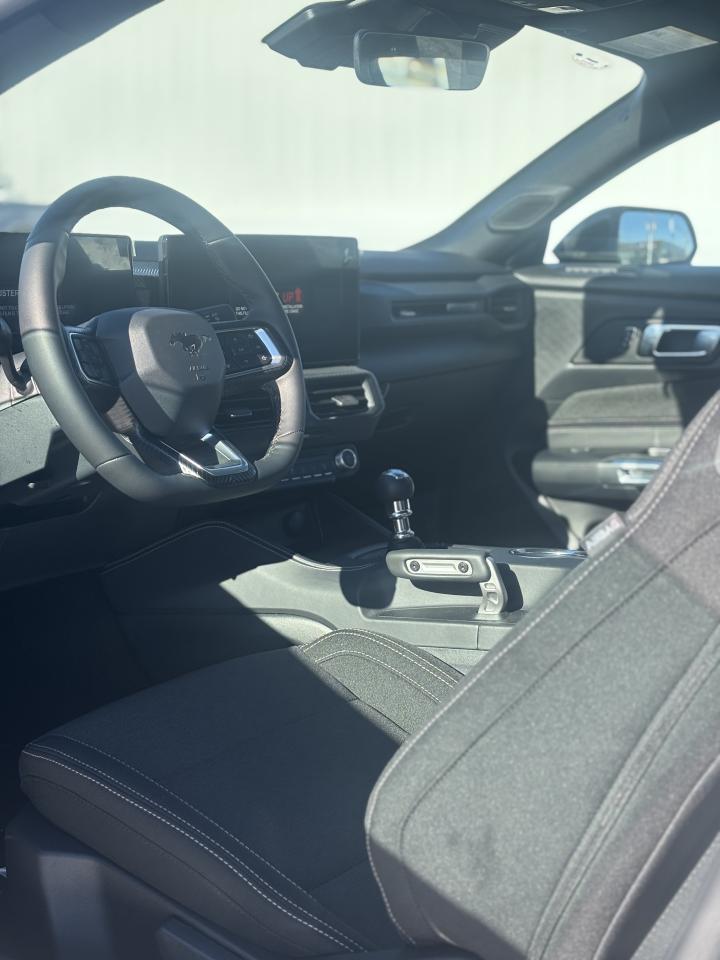 2026 Ford Mustang GT Fastback Photo4