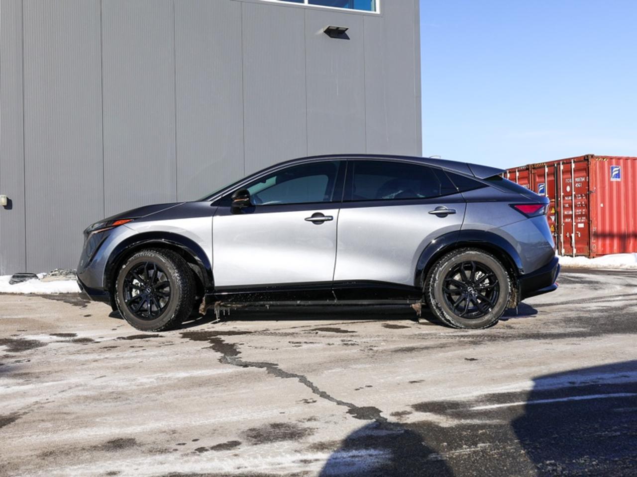 2024 Nissan Ariya PLATINUM+ e-4ORCE  -  Sunroof Photo4