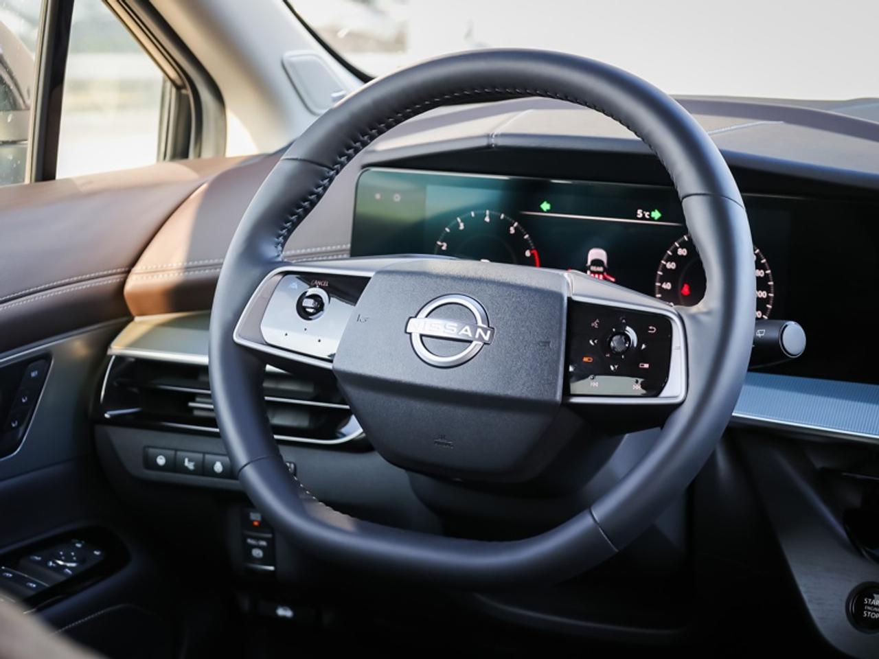 2025 Nissan Murano Platinum  - Cooled Seats -  Leather Seats Photo