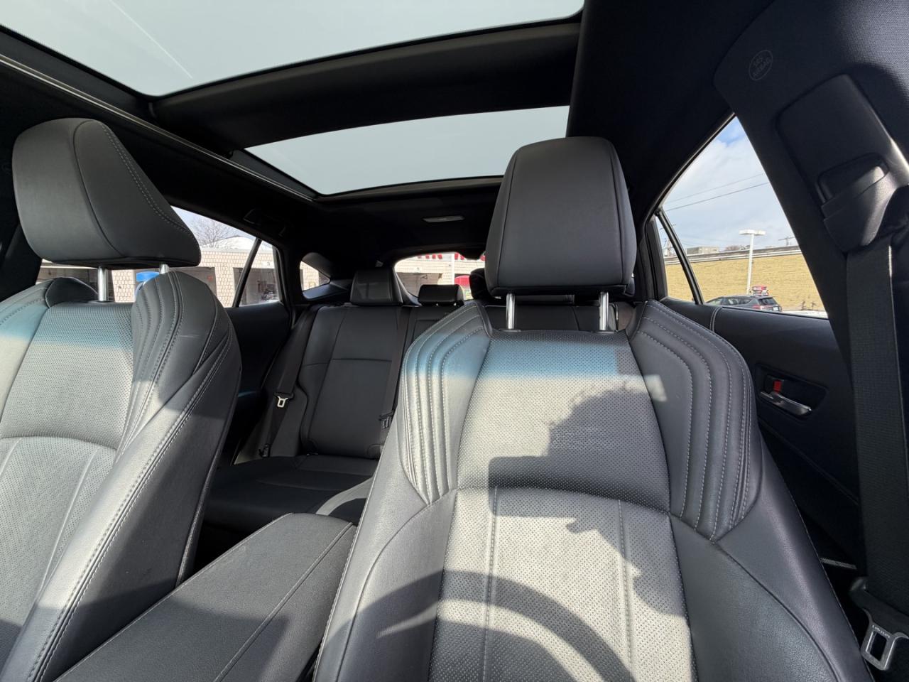 2021 Toyota Venza LIMITED AWD Photo