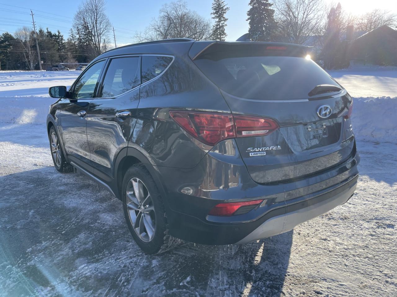 2017 Hyundai Santa Fe Sport 2.0T Limited AWD *Leather/Sunrf/Nav Photo2