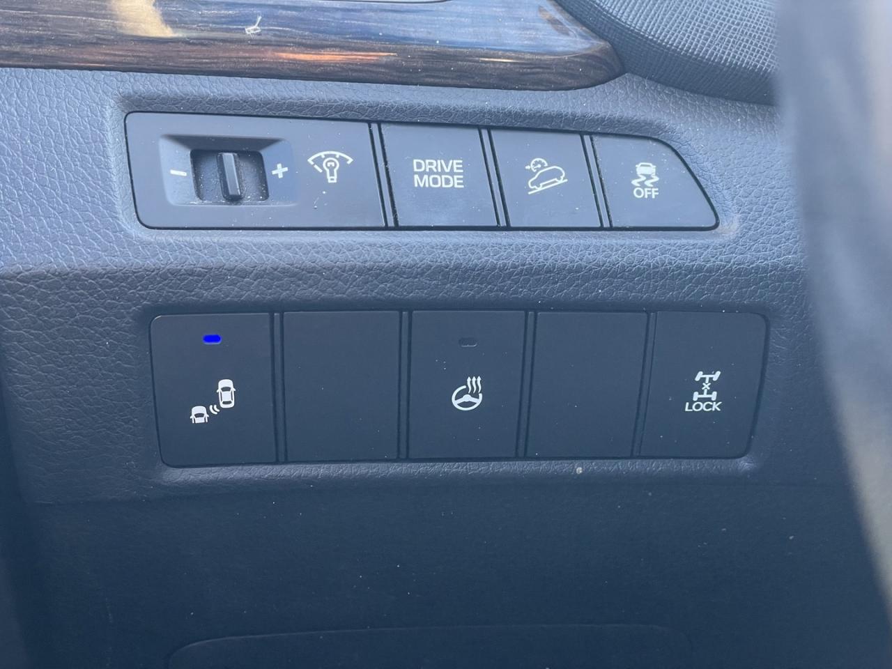 2017 Hyundai Santa Fe Sport 2.0T Limited AWD *Leather/Sunrf/Nav Photo