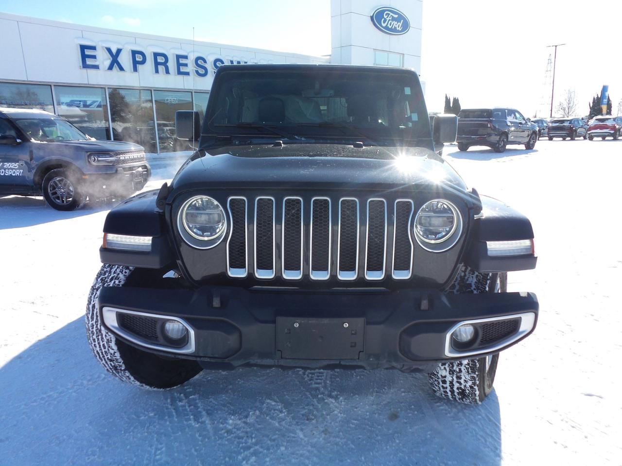 2019 Jeep Wrangler UNLIMITED SAHARA, 2L, LEATHER, NAV, Photo