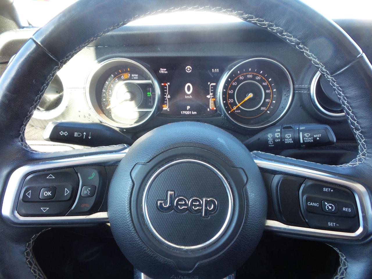 2019 Jeep Wrangler UNLIMITED SAHARA, 2L, LEATHER, NAV, Photo