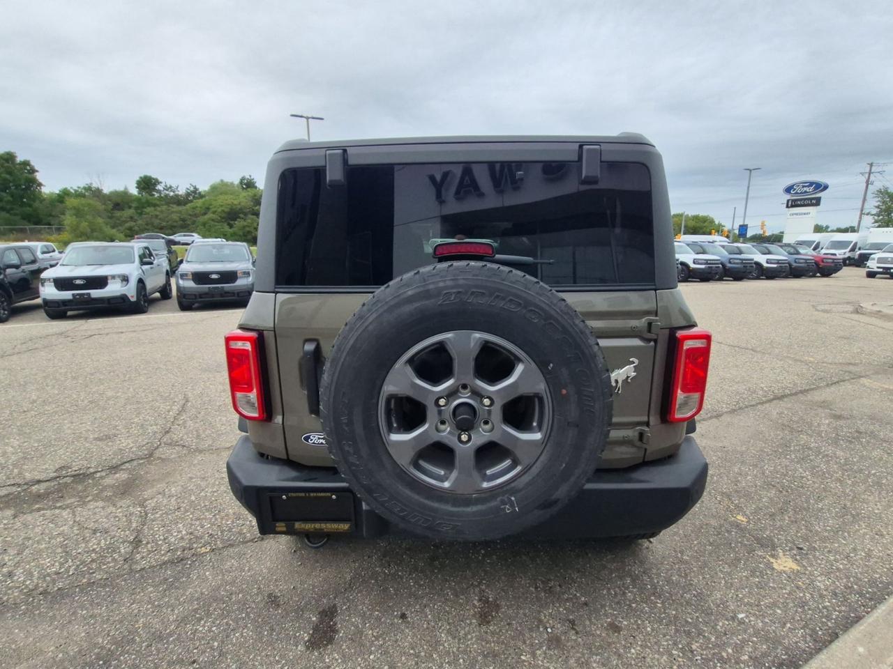 2026 Ford Bronco BIG BEND! HARD TOP! PREVIOUS DEMO! REMOTE START! Photo