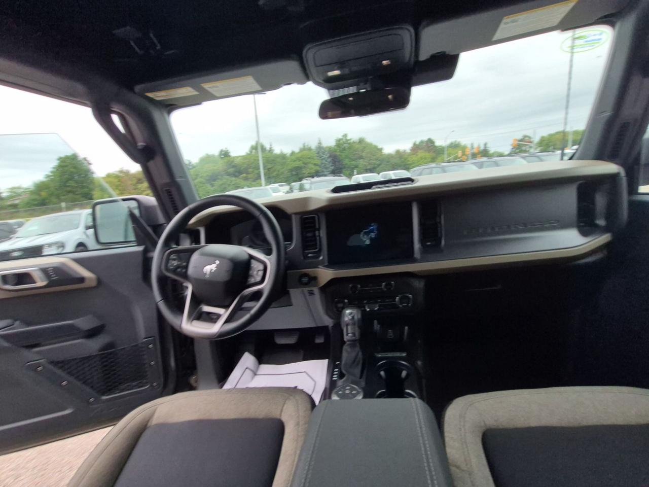 2026 Ford Bronco BIG BEND! HARD TOP! PREVIOUS DEMO! REMOTE START! Photo