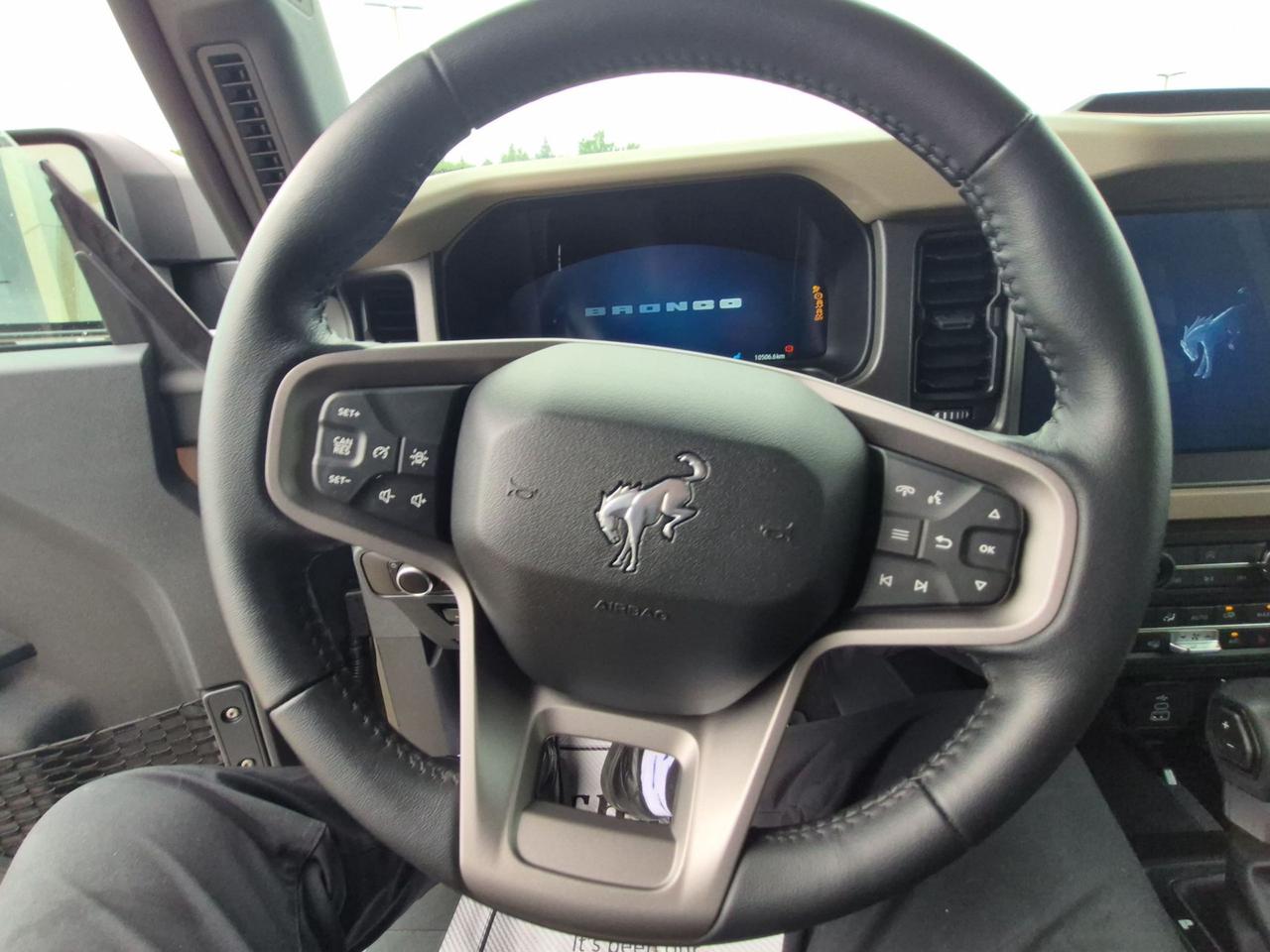 2026 Ford Bronco BIG BEND! HARD TOP! PREVIOUS DEMO! REMOTE START! Photo