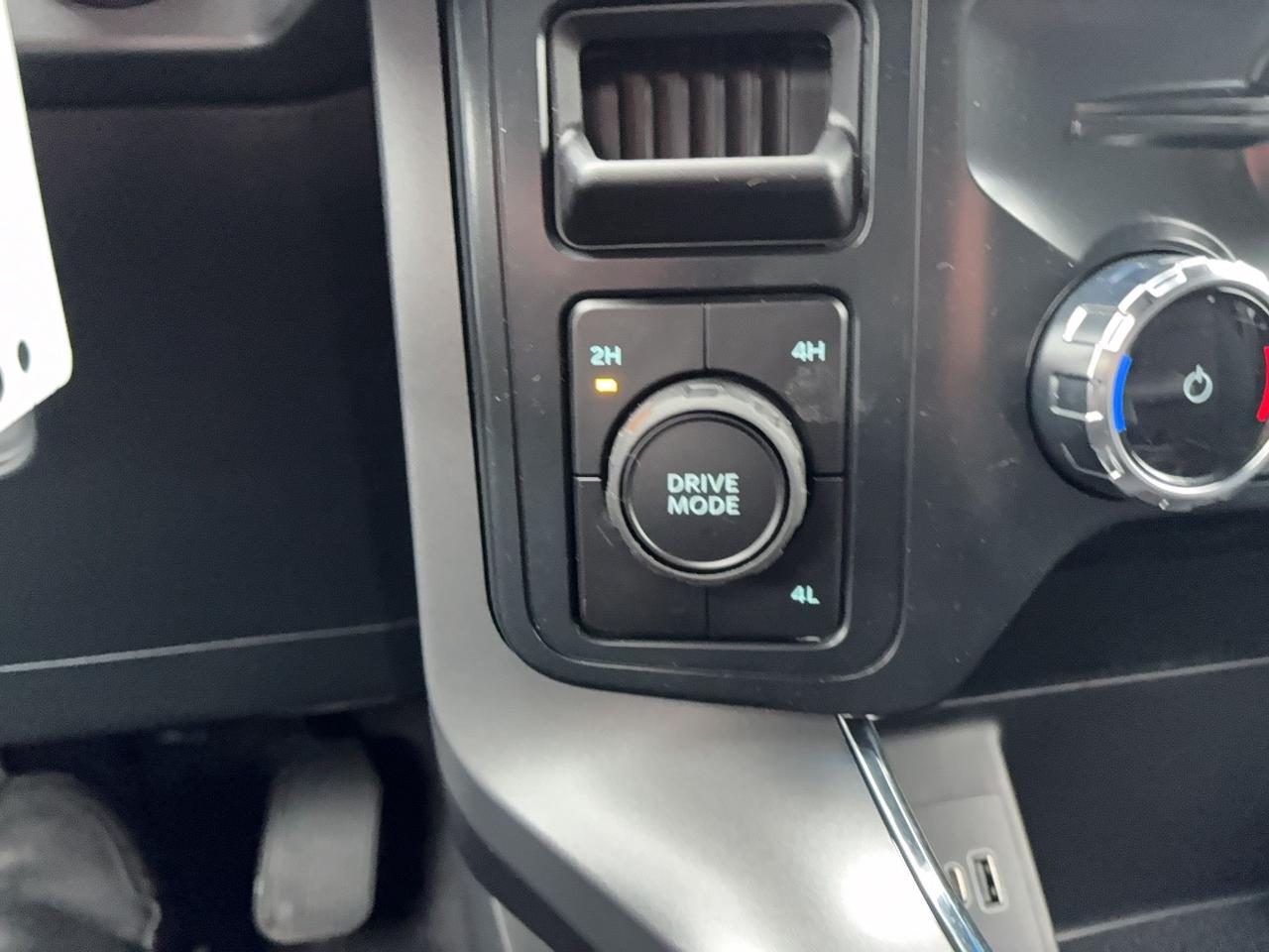 2026 Ford F-150 XLT 4WD, BLACK APPEARANCE PKG, SPRAY-IN BEDLINER Photo