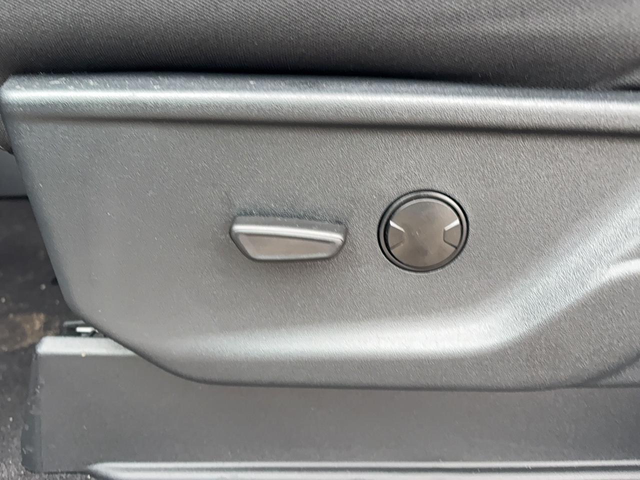 2026 Ford F-150 XLT 4WD, BLACK APPEARANCE PKG, SPRAY-IN BEDLINER Photo