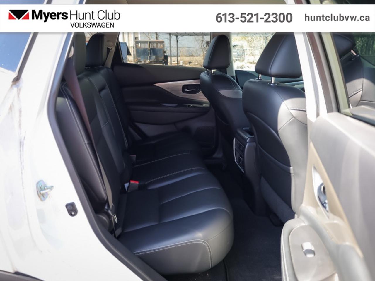 2016 Nissan Murano Platinum  - Leather Seats Photo