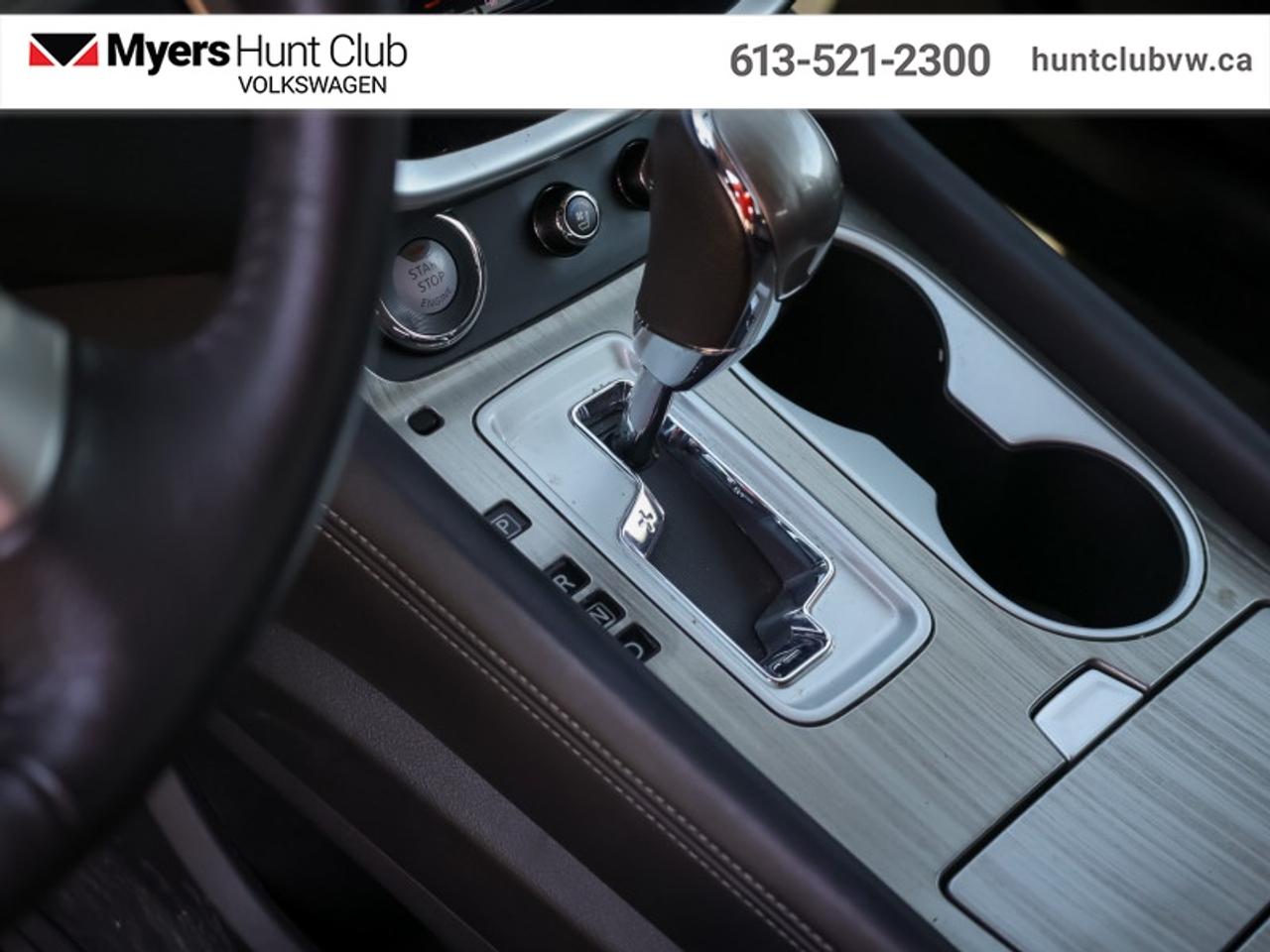 2016 Nissan Murano Platinum  - Leather Seats Photo