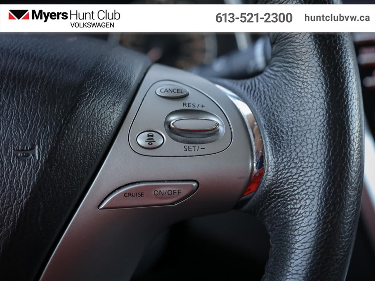2016 Nissan Murano Platinum  - Leather Seats Photo