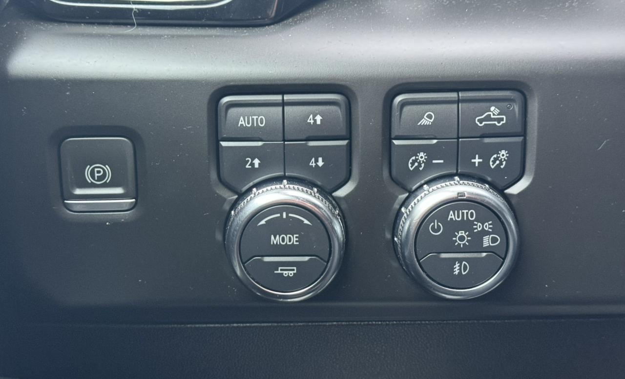 2024 GMC Sierra 2500 AT4 Photo