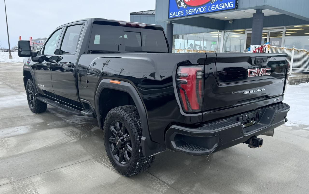 2024 GMC Sierra 2500 AT4 Photo