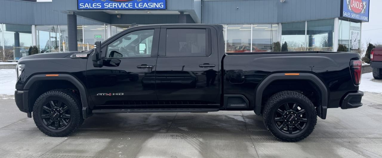 2024 GMC Sierra 2500 AT4 Photo