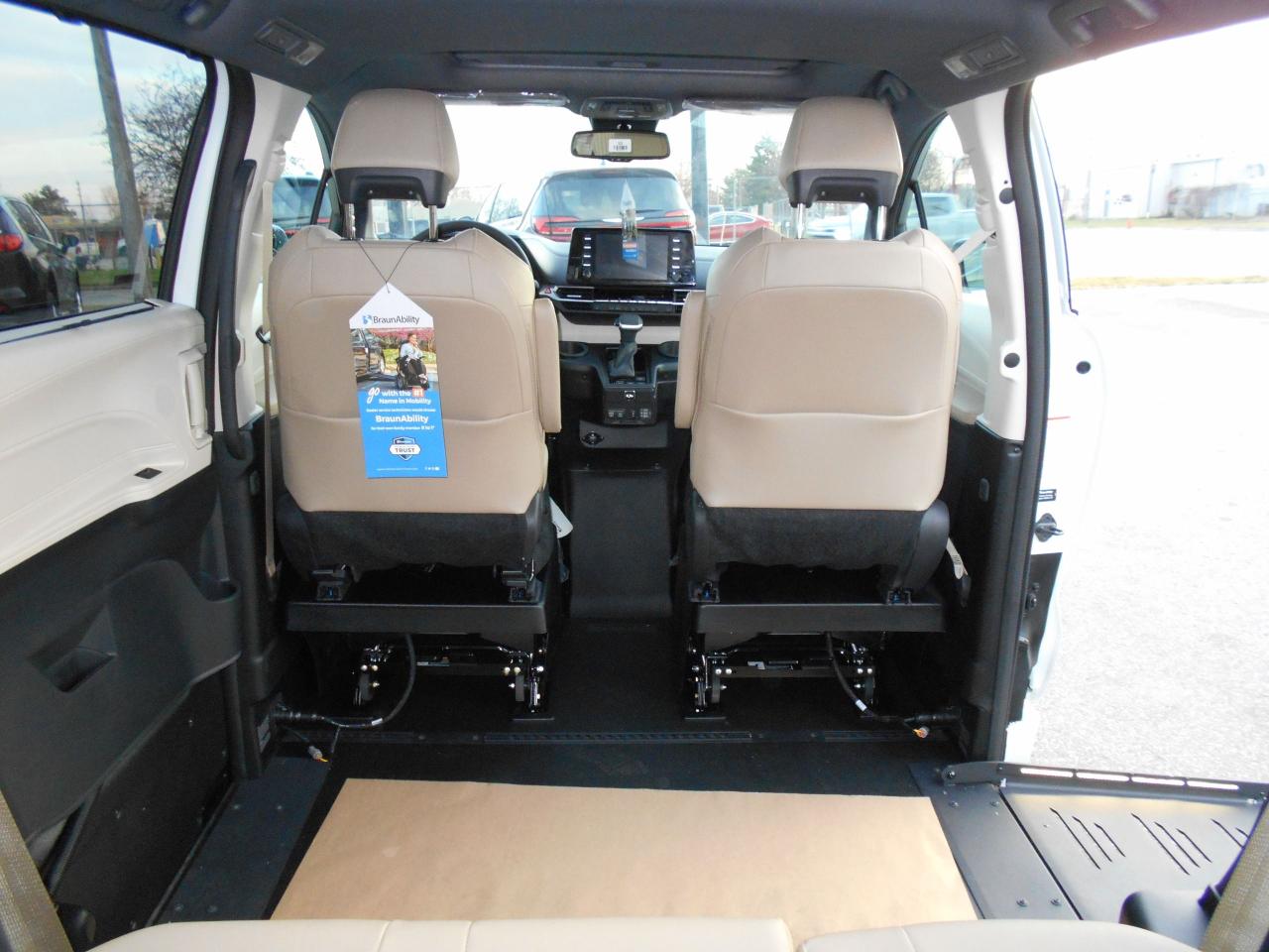 2024 Toyota Sienna XLE-Wheelchair Accessible Side Entry-Power Photo