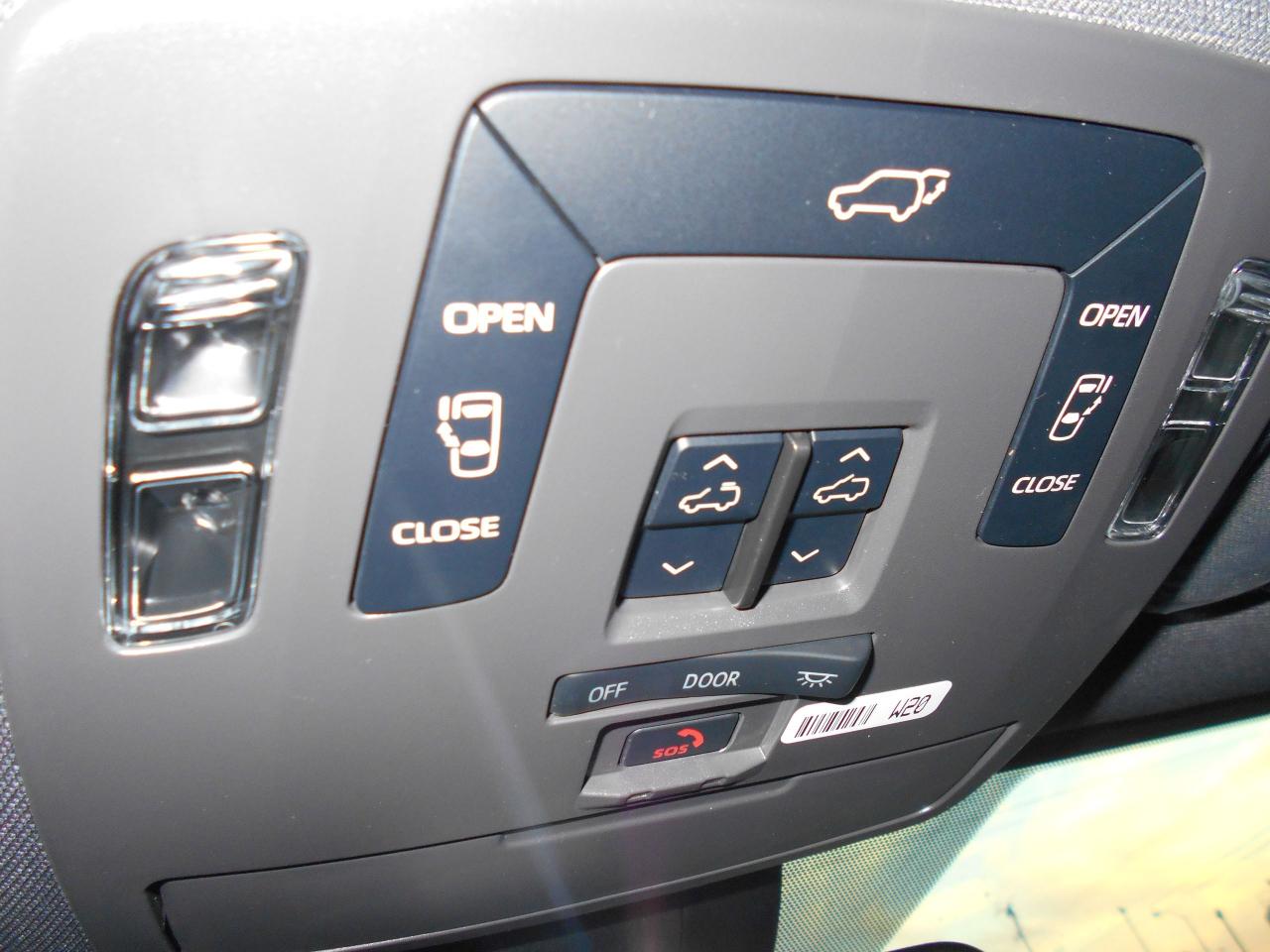 2024 Toyota Sienna XLE-Wheelchair Accessible Side Entry-Power Photo