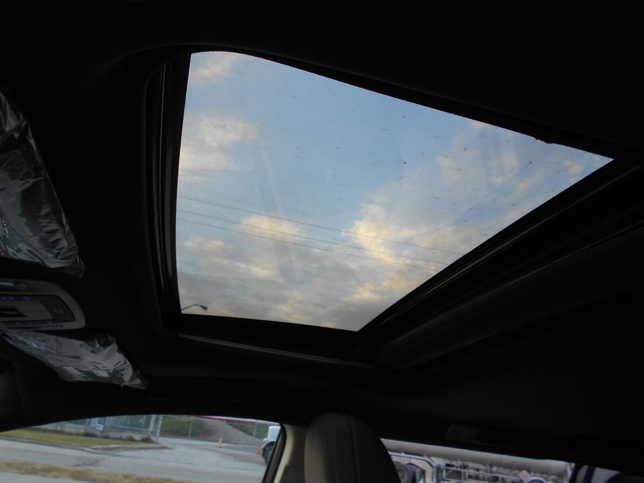 2024 Toyota Sienna XLE-Wheelchair Accessible Side Entry-Power Photo