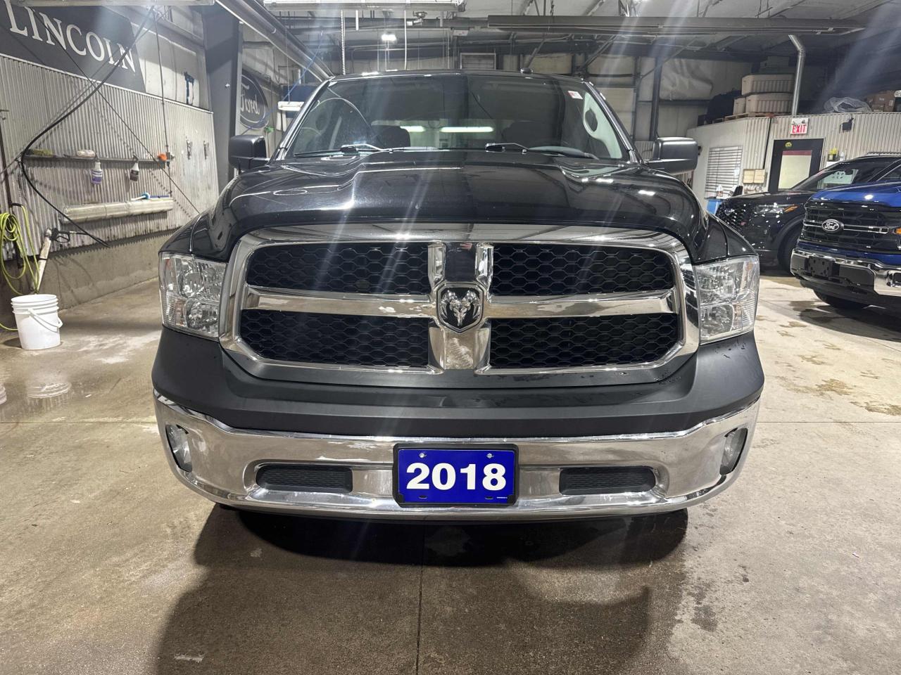 2018 RAM 1500 ST | Crew Cab | 4x4 | Tinted | Alloys | Clean Crfx Photo19