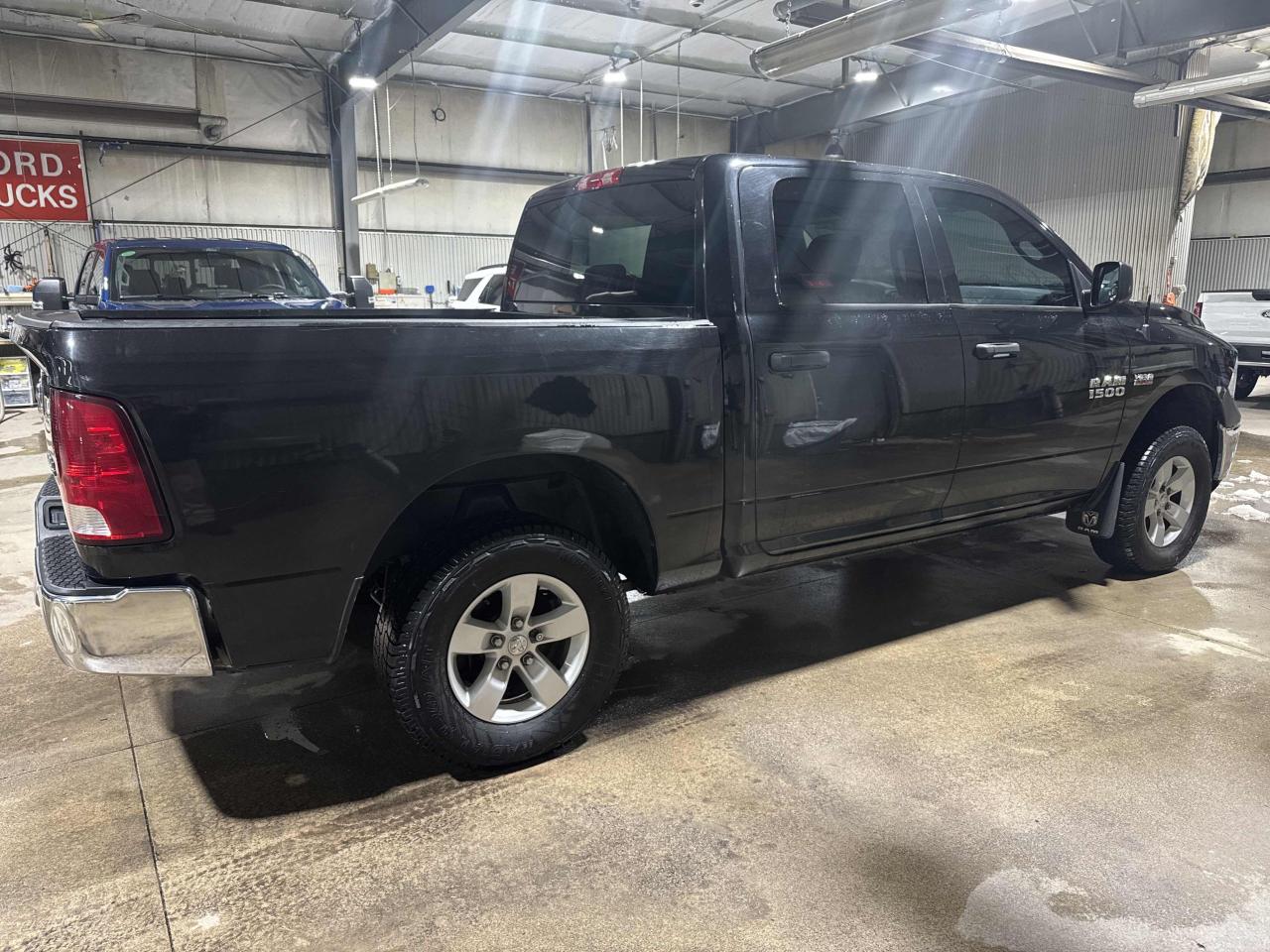 2018 RAM 1500 ST | Crew Cab | 4x4 | Tinted | Alloys | Clean Crfx Photo24