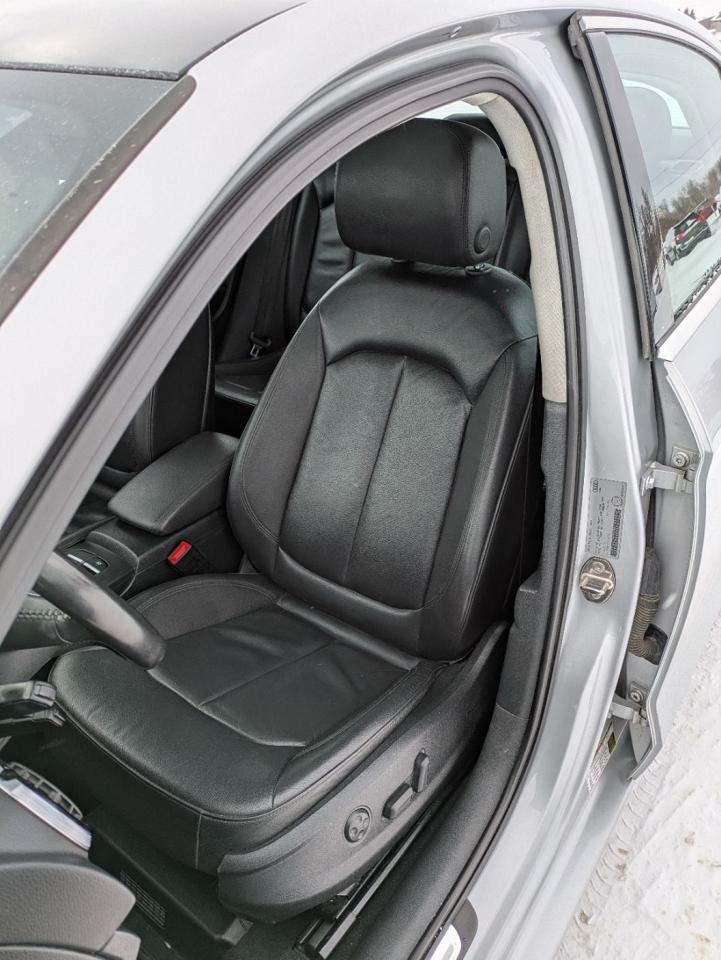 2015 Audi A3 4dr Sdn quattro 2.0T Technik Photo