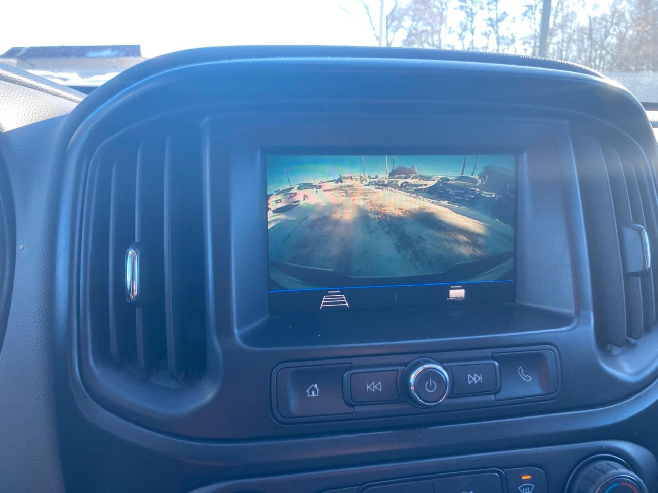 2022 Chevrolet Colorado 4WD 4DOOR 141" 3.6L NO ACCIDENT SAFETY CERTIFEID Photo