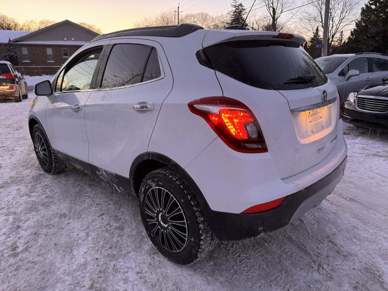 2019 Buick Encore Preferred Photo4