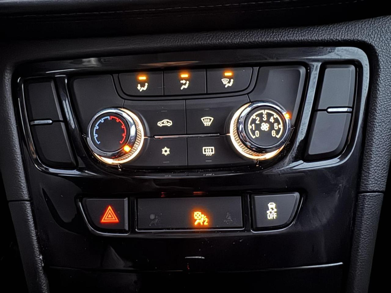 2019 Buick Encore Preferred Photo