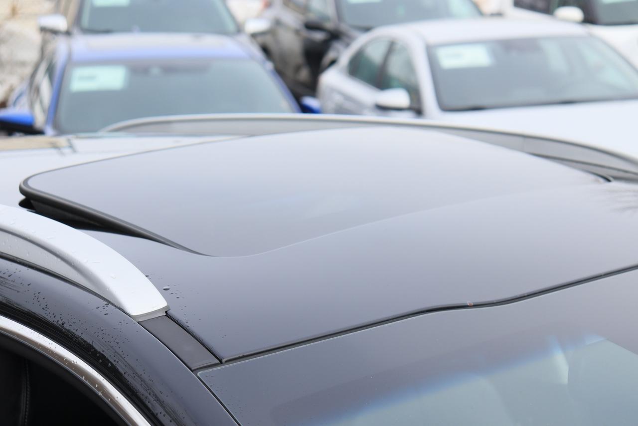 2018 Kia NIRO EX Premium | Hybrid | CarPlay | Roof | BSM | Tints Photo