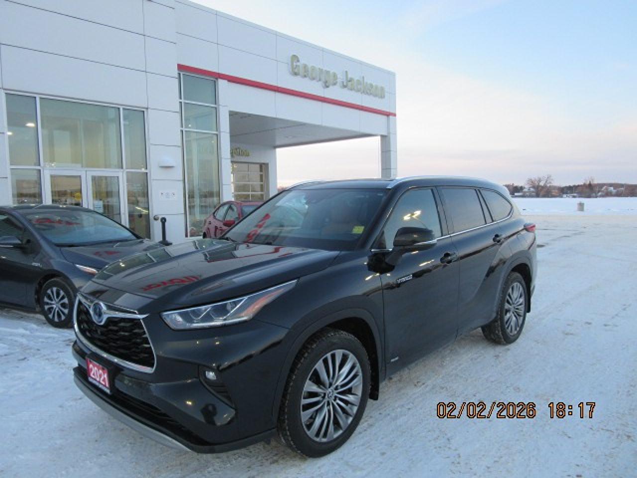 2021 Toyota Highlander Hybrid Limited Photo