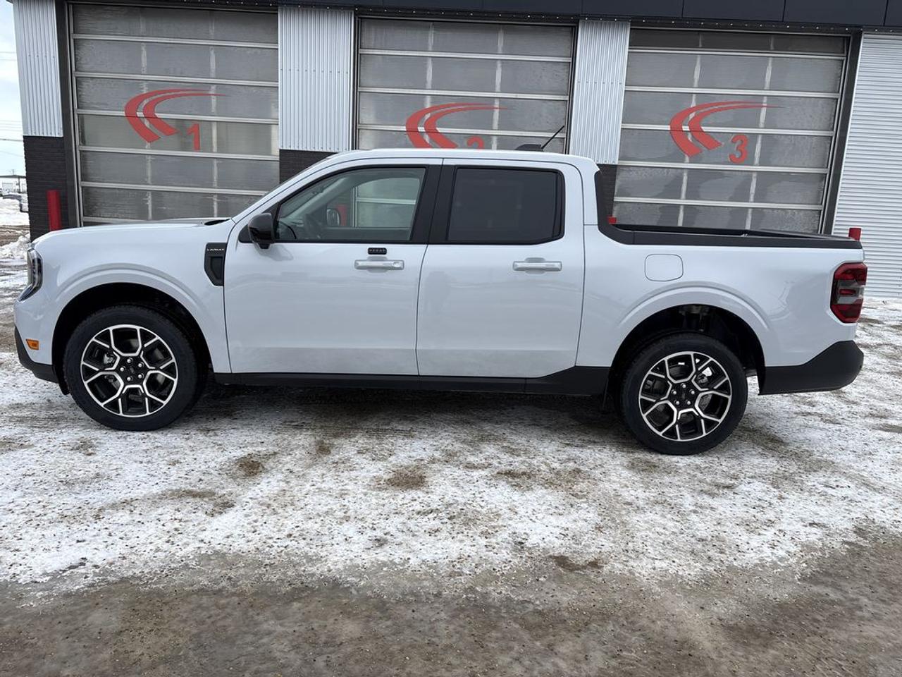 2026 Ford Maverick LARIAT 501A Photo3