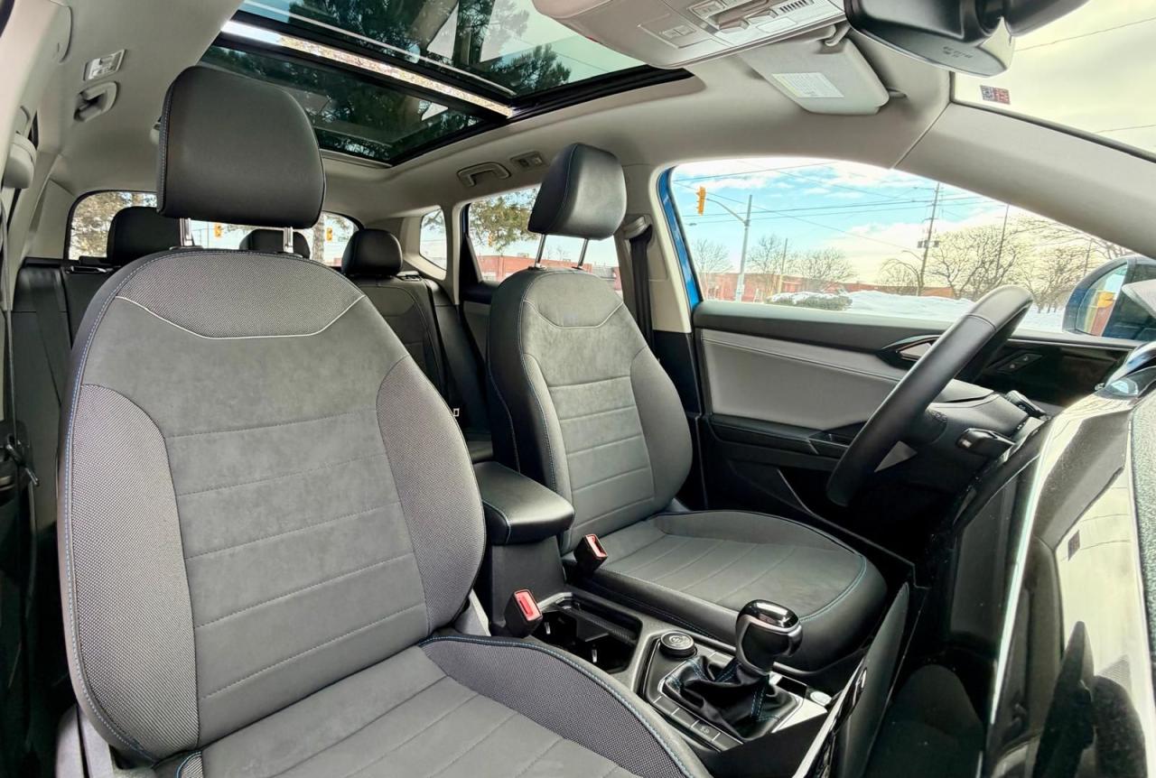 2024 Volkswagen Taos Comfortline Black Edition Photo