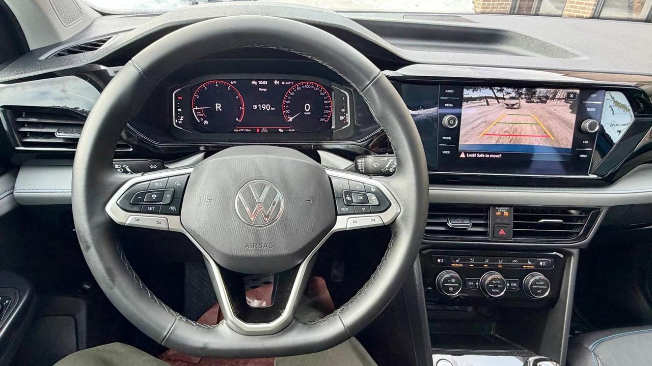 2024 Volkswagen Taos Comfortline Black Edition - Photo #10