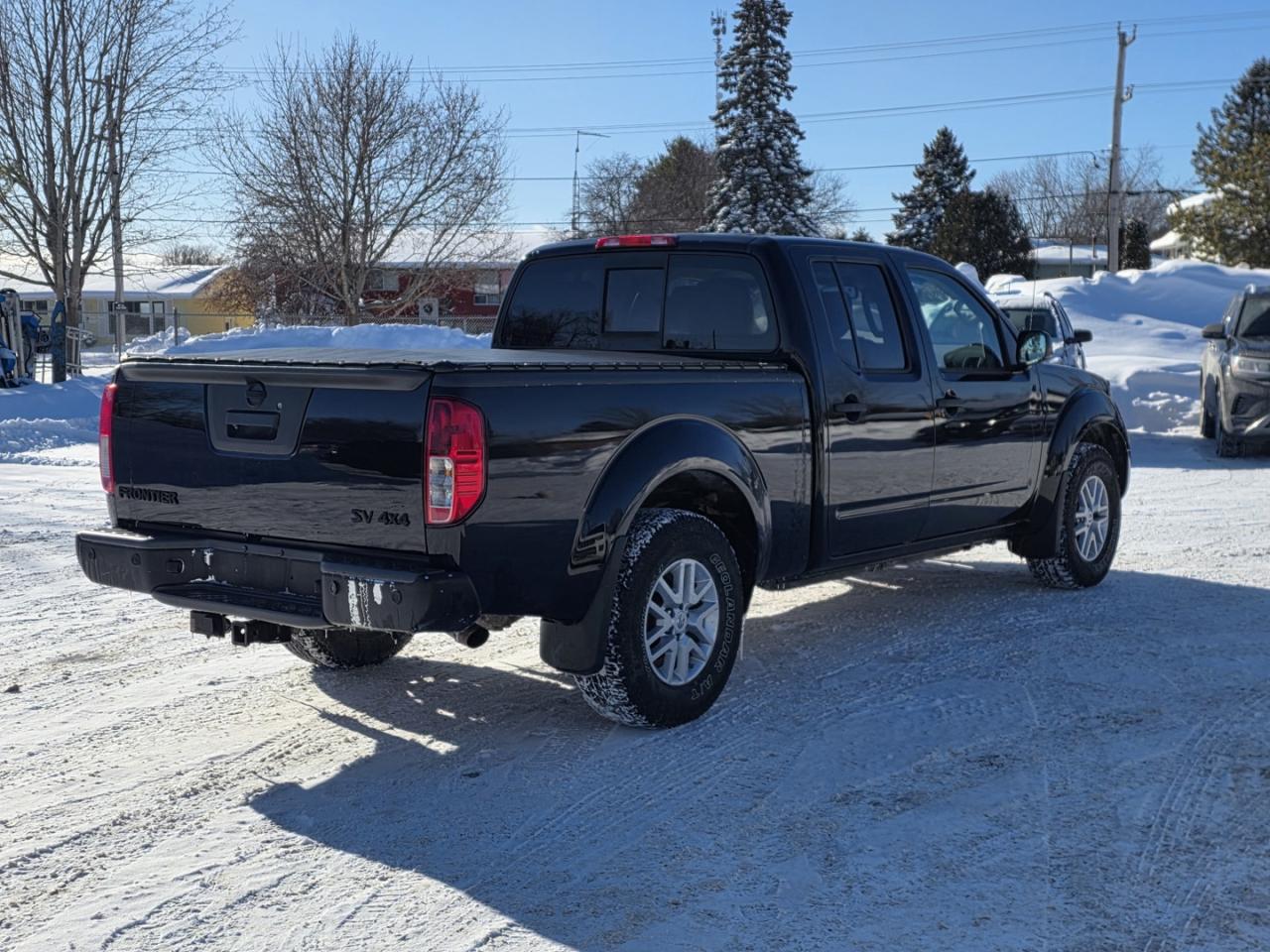 2015 Nissan Frontier SL Crew Cab LWB 5AT 4WD Photo4