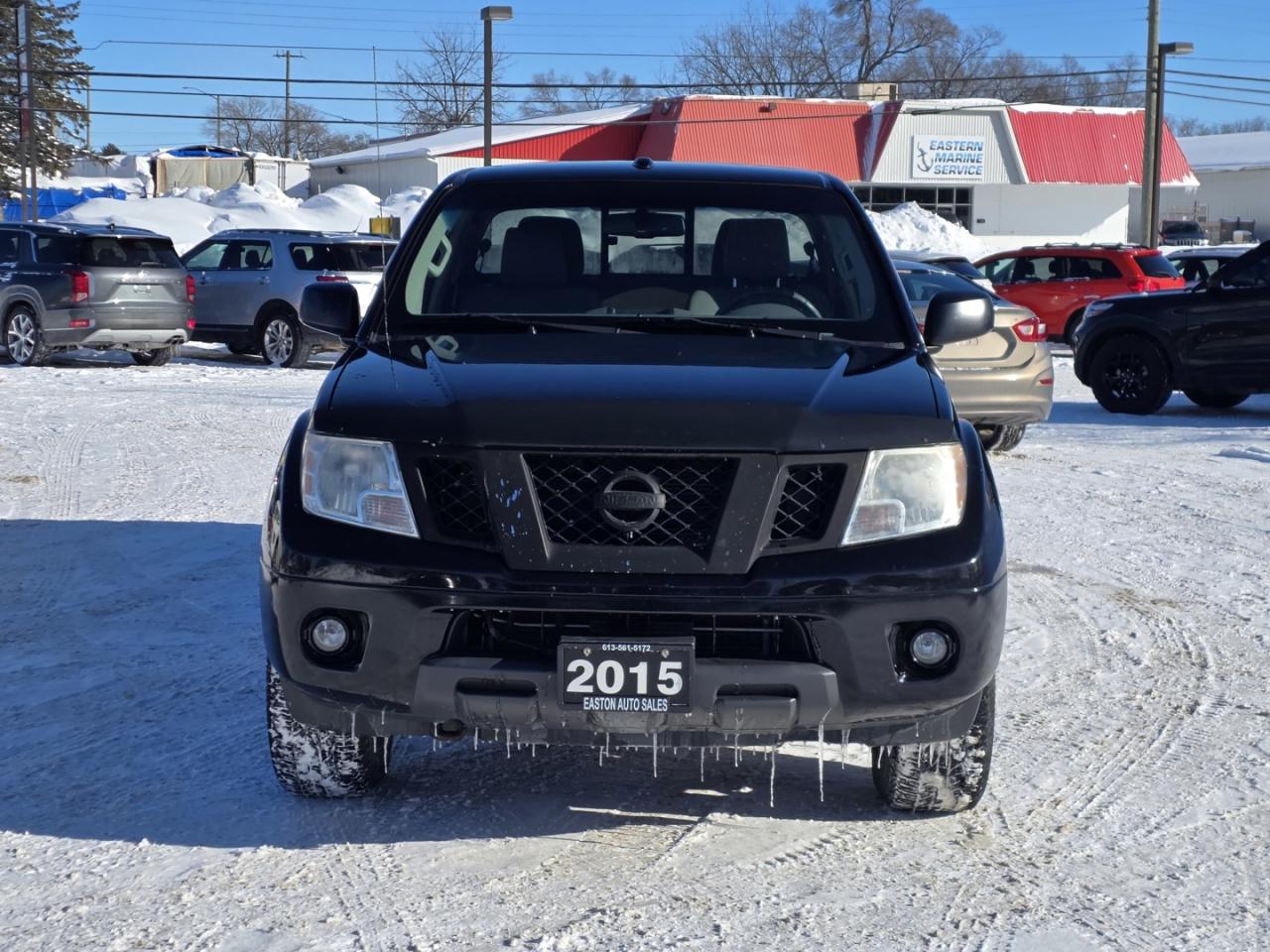 2015 Nissan Frontier SL Crew Cab LWB 5AT 4WD Photo