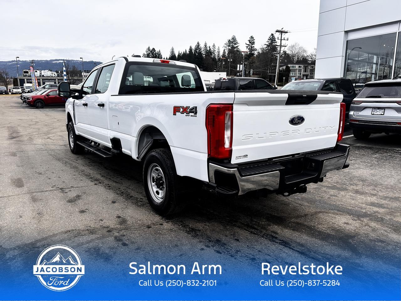 2024 Ford F-250 Super Duty SRW XL Photo2