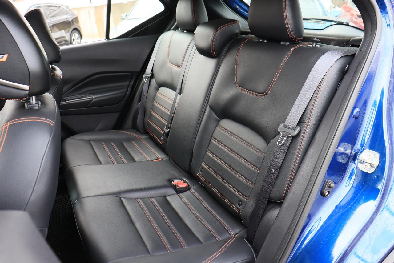 2019 Nissan Kicks SR | Leather | 360° Cam | CarPlay | Alloys | BSM++ Photo